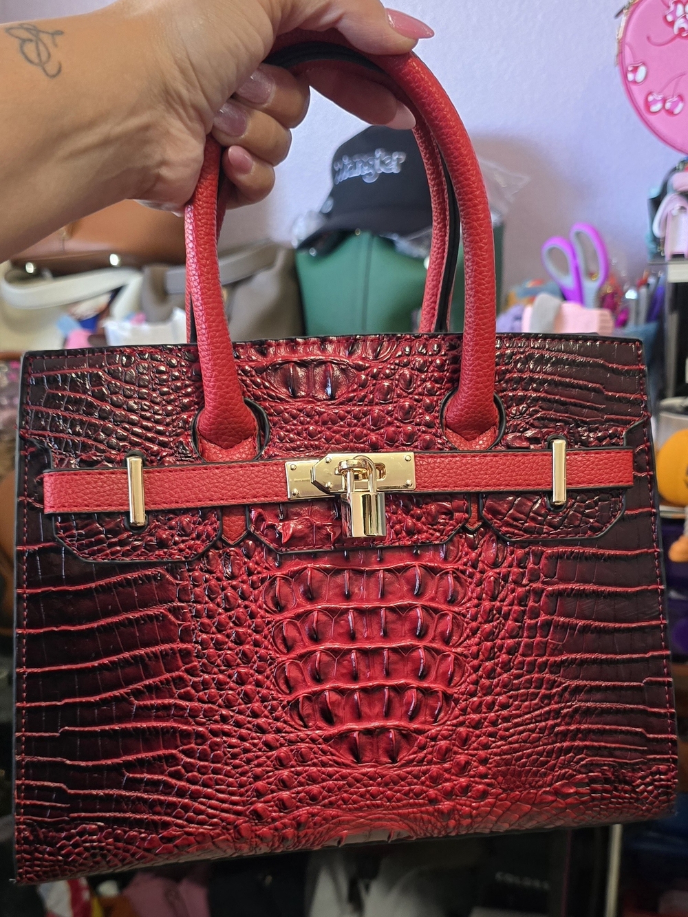 Red Croc-Embossed Structured Tote Handbag - Picture 6 of 7